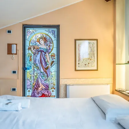 Duomo Prestige - Historic In * 밀라노